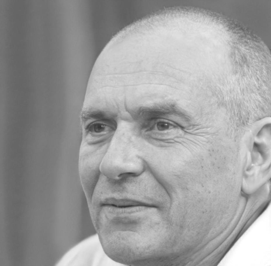 Portrait of Dmitri Vasiliev, Senior Financial Educator at pylarseliv